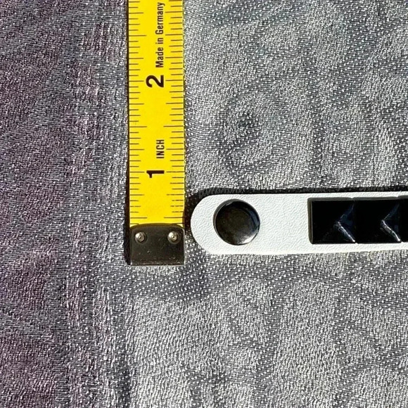 White Leather Punk Goth Rock Studded Metal Stud Snap Chain Cuff Bracets - Picture 4 of 4